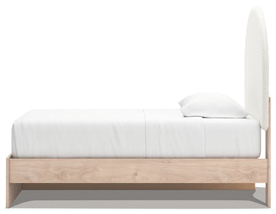 Arloster Bedroom