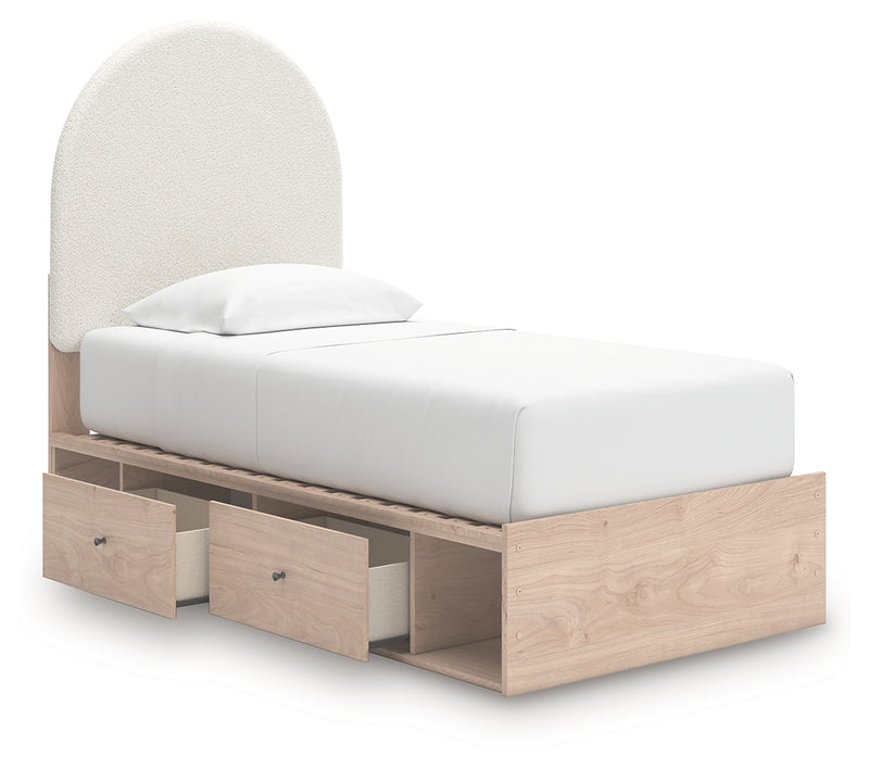 Arloster Bedroom