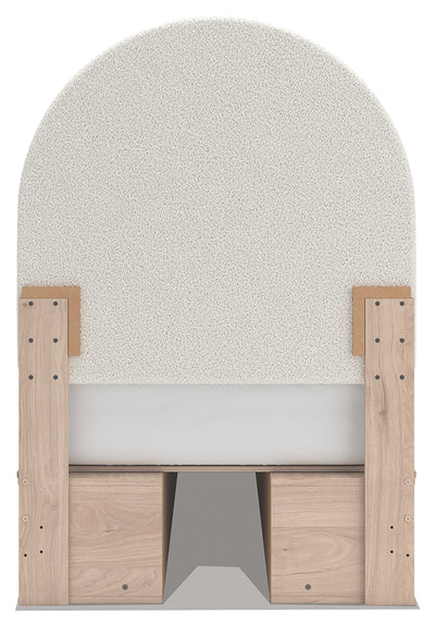 Arloster Bedroom