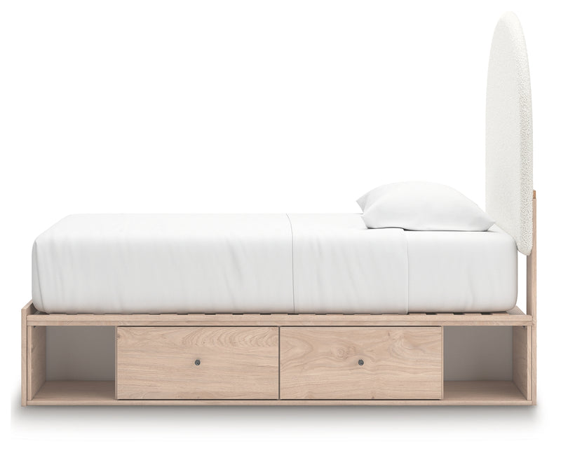Arloster Bedroom