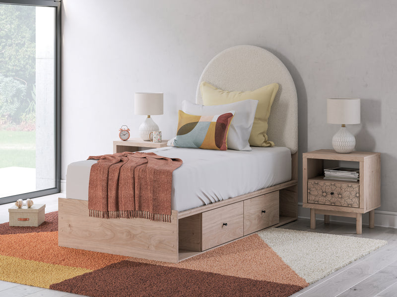 Arloster Bedroom