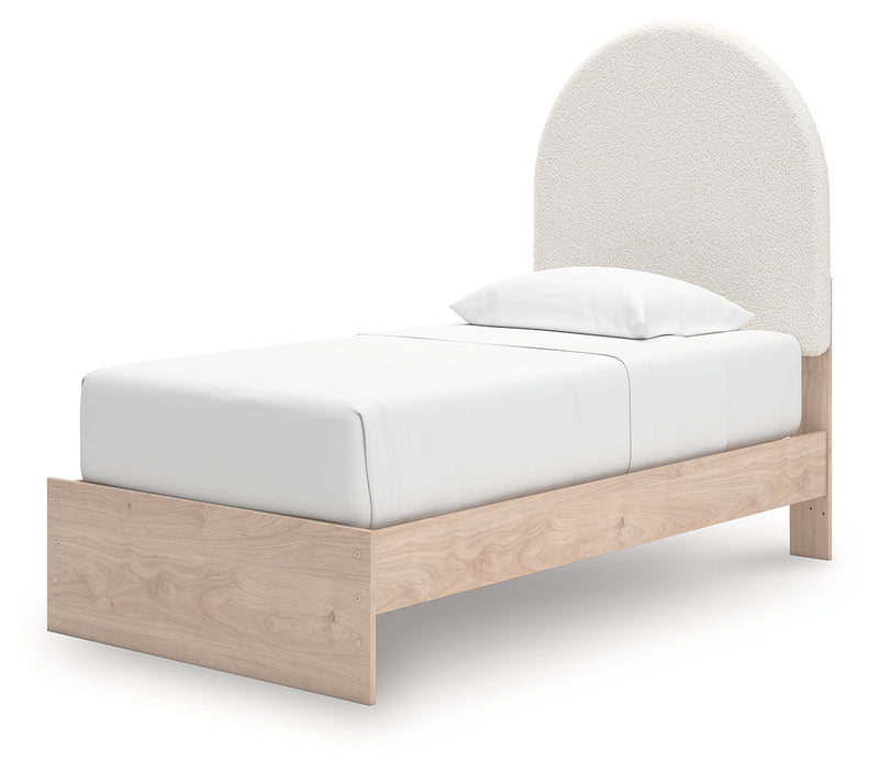 Arloster Bedroom