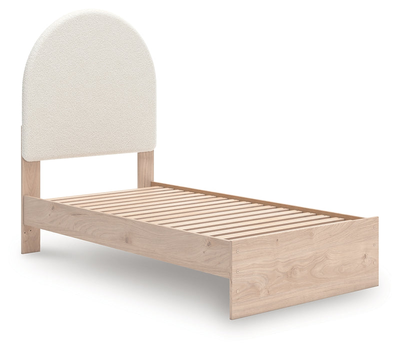 Arloster Bedroom