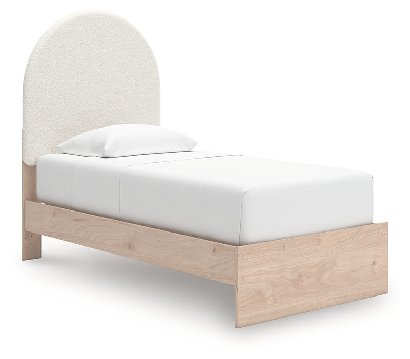 Arloster Bedroom