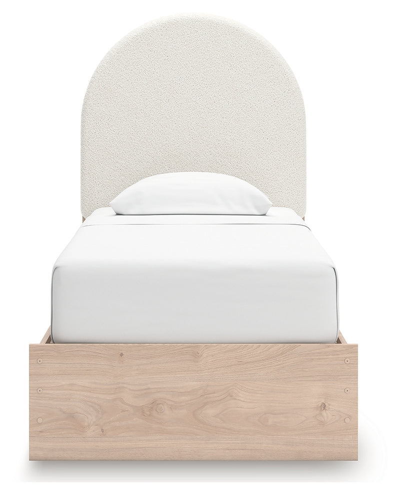 Arloster Bedroom