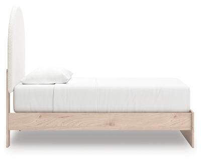 Arloster Bedroom