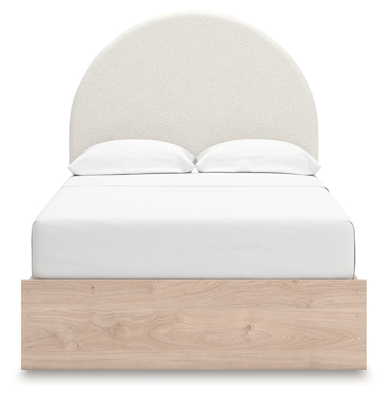 Arloster Bedroom