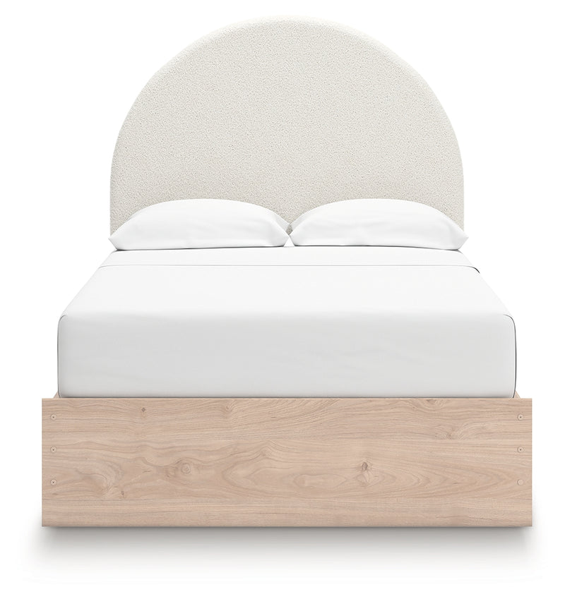 Arloster Bedroom