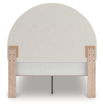 Arloster Bedroom