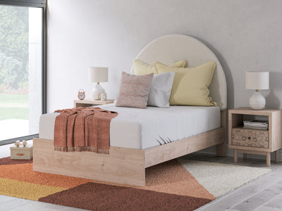 Arloster Bedroom