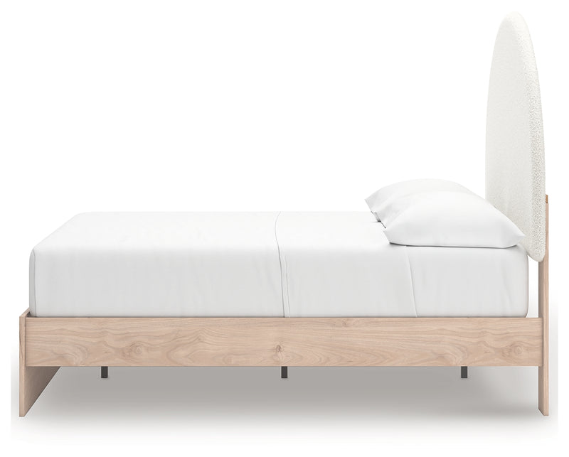 Arloster Bedroom