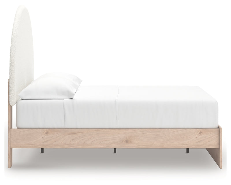 Arloster Bedroom