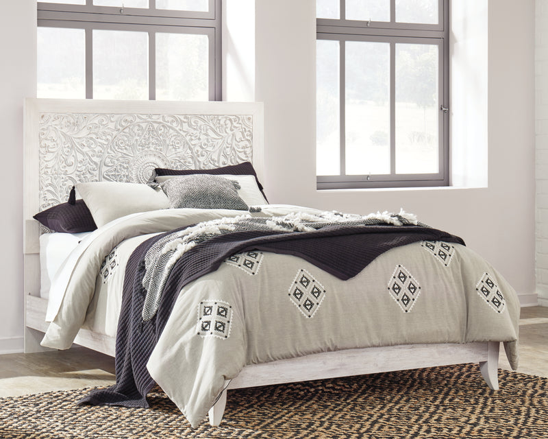 Tampa Furniture Outlet Lutz - Ashley Furniture - Paxberry Bedroom - Queen Panel Bed / Whitewash - B181B6