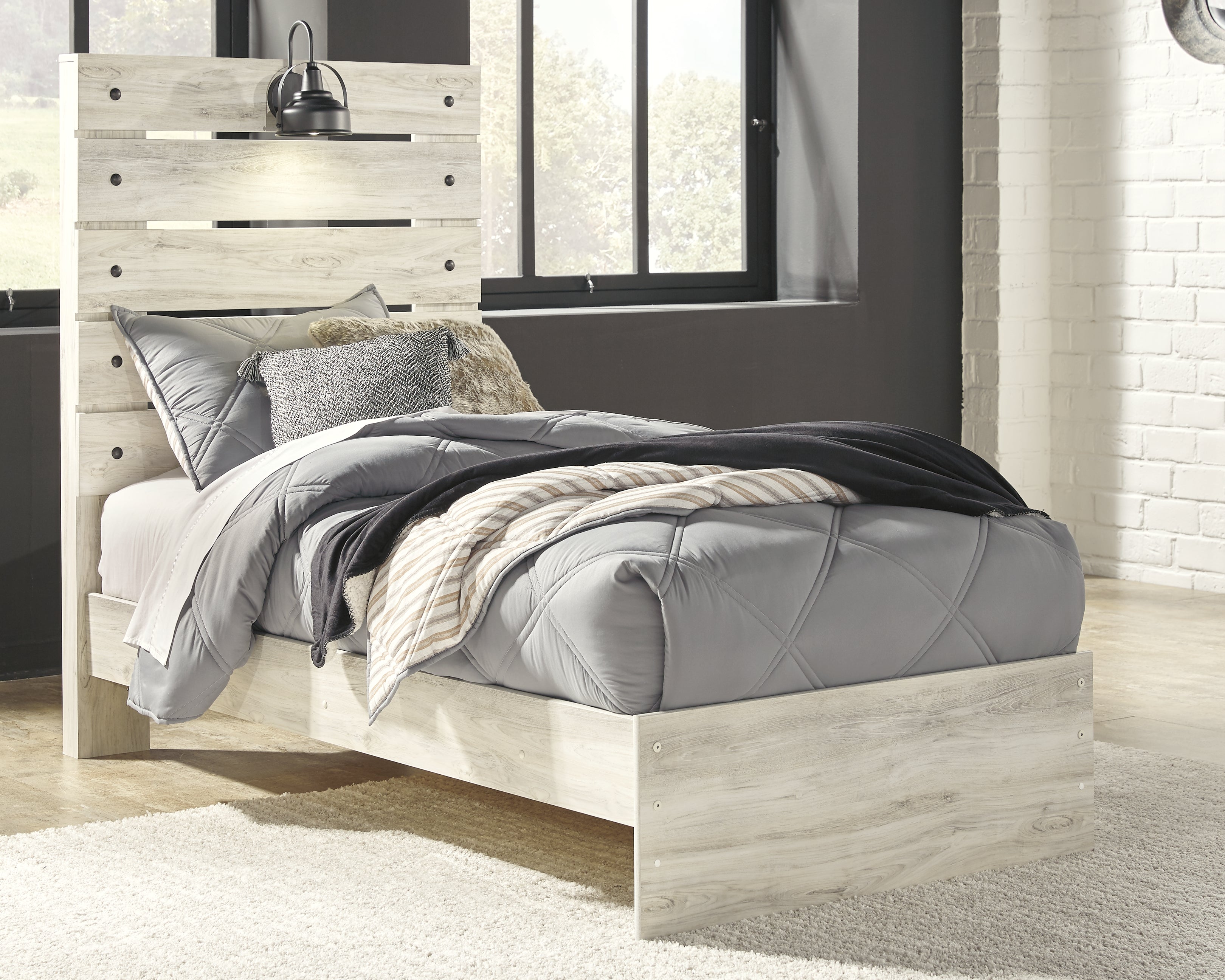 Tampa Furniture Outlet Lutz - Ashley Furniture - Cambeck Bedroom - Twin Panel Bed / Whitewash - B192B2