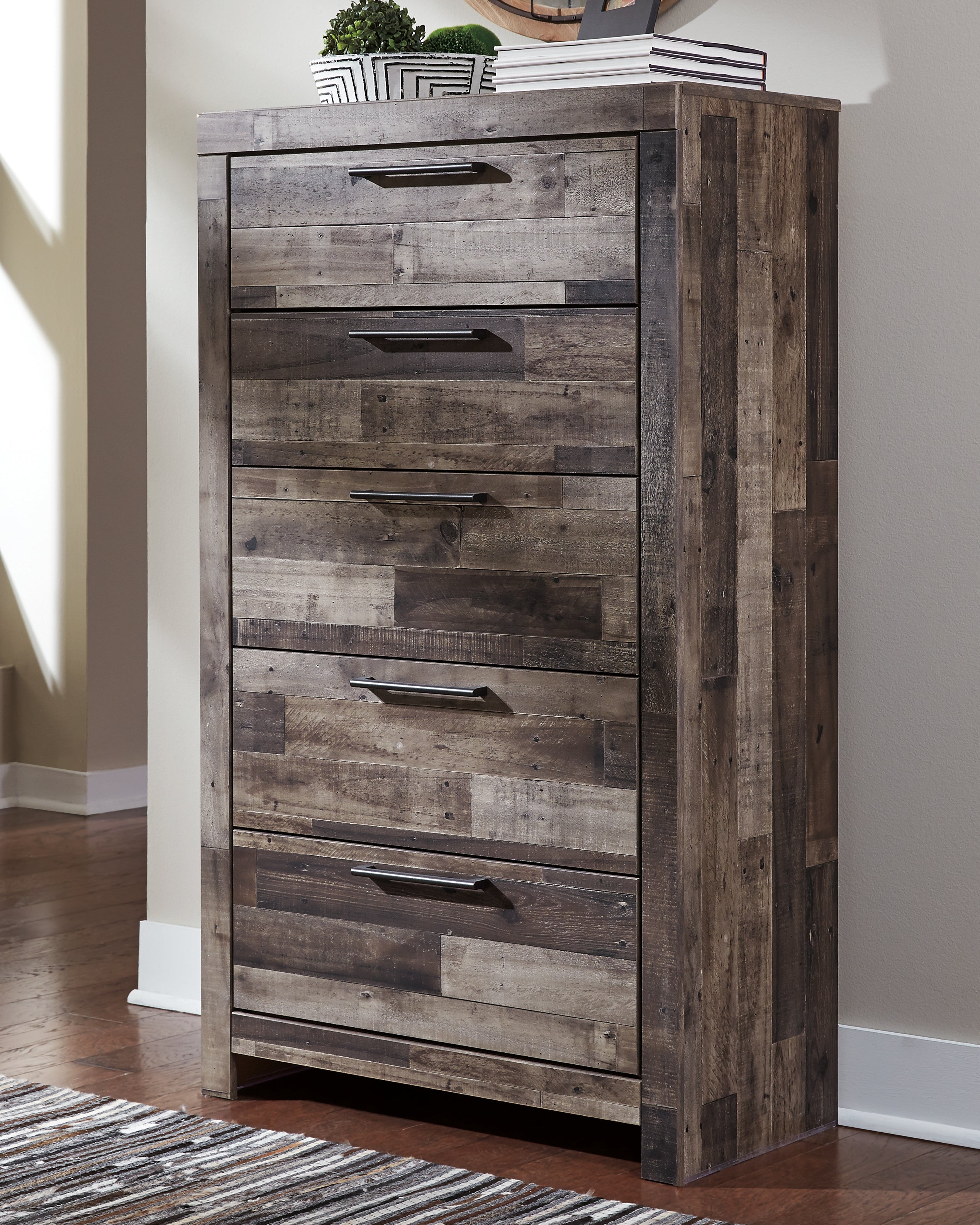 Tampa Furniture Outlet Lutz - Ashley Furniture - Derekson Bedroom - Five Drawer Chest / Multi Gray - B200-46