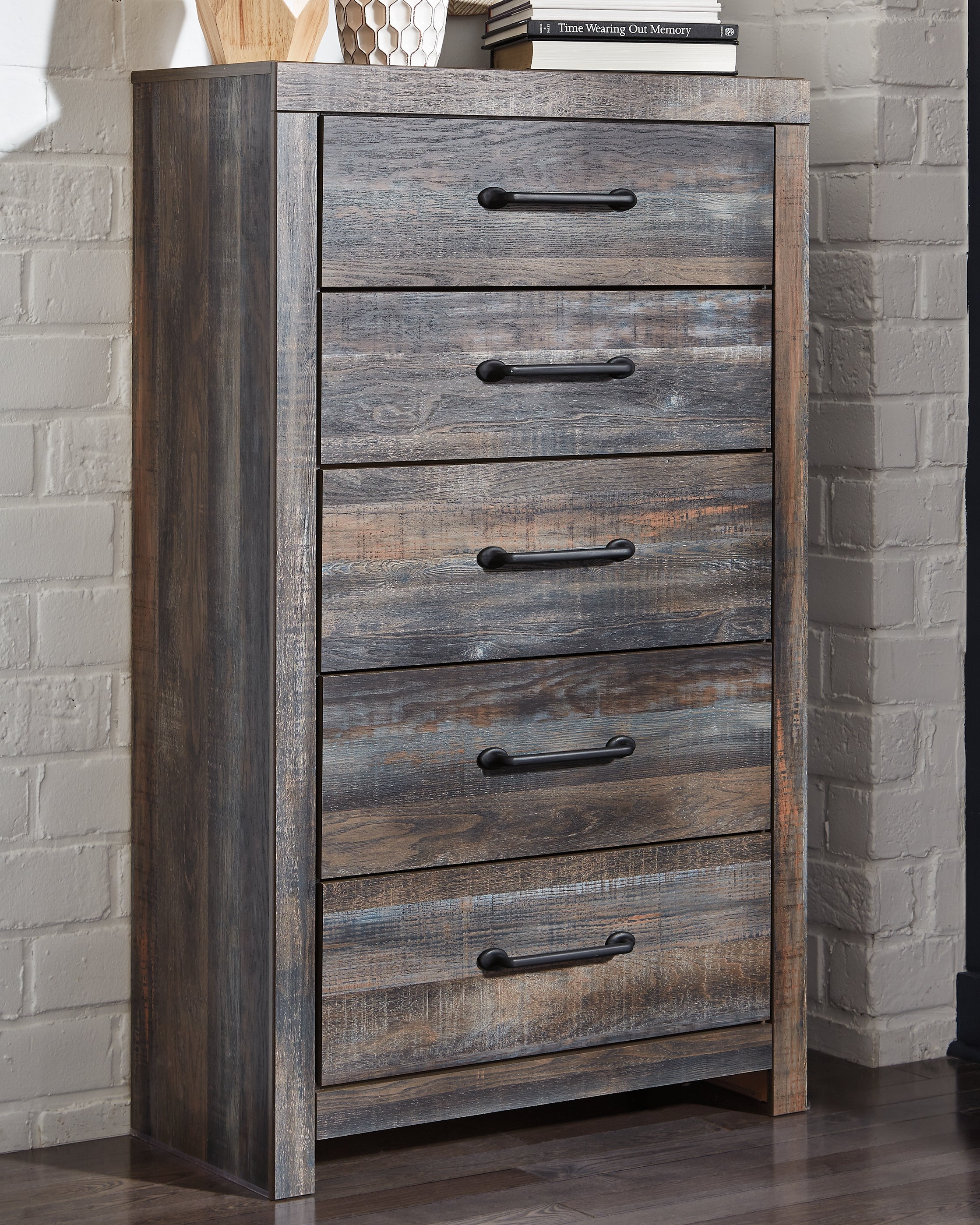 Tampa Furniture Outlet Lutz - Ashley Furniture - Drystan Bedroom - Five Drawer Chest / Multi - B211-46