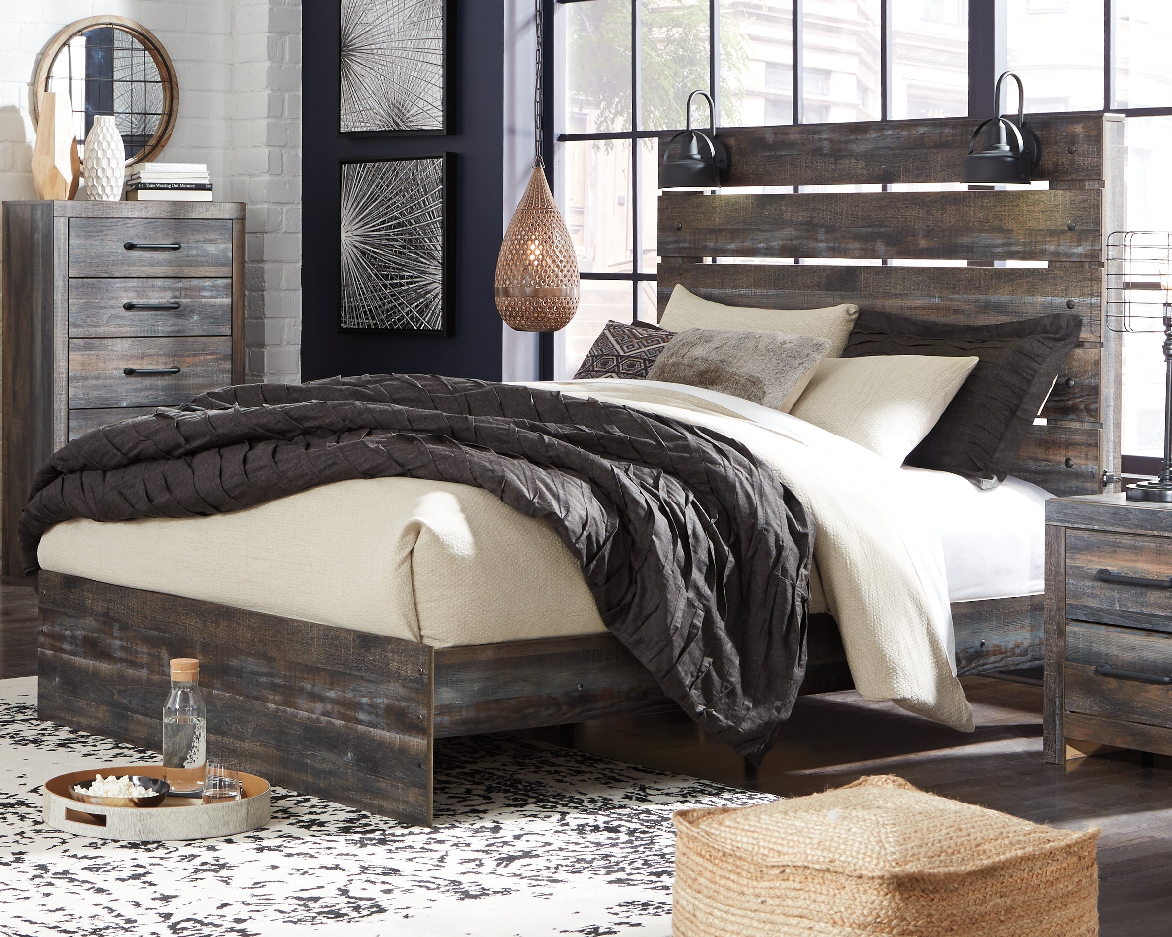 Tampa Furniture Outlet Lutz - Ashley Furniture - Drystan Bedroom - Queen Panel Bed / Multi - B211B4