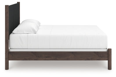 Tampa Furniture Outlet Lutz - Ashley Furniture - Pamytta Bedroom - King Upholstered Panel Bed / Brown - PCB2614B29