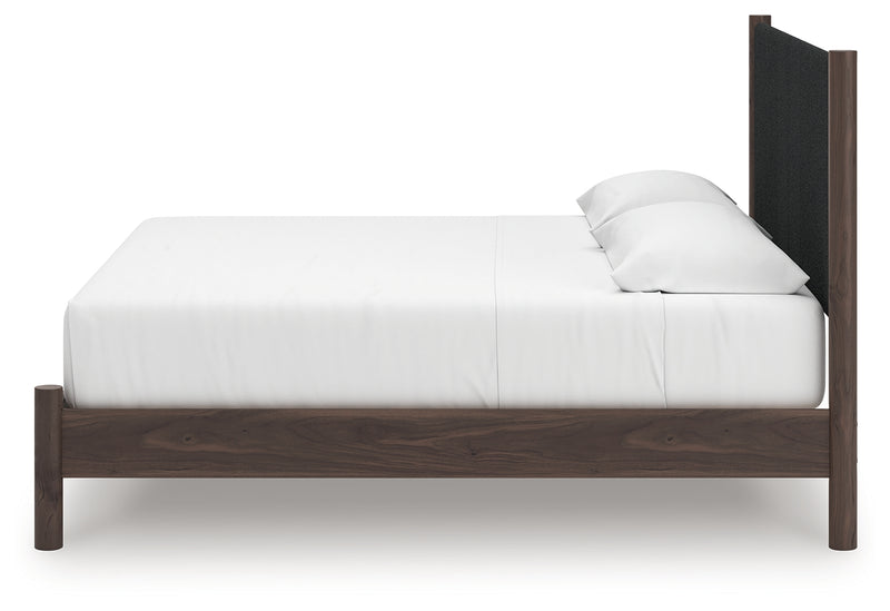 Tampa Furniture Outlet Lutz - Ashley Furniture - Pamytta Bedroom - King Upholstered Panel Platform Bed / Brown - PCB2614B28