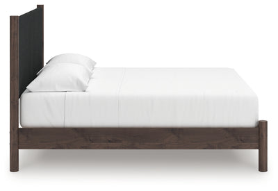 Tampa Furniture Outlet Lutz - Ashley Furniture - Pamytta Bedroom - King Upholstered Panel Platform Bed / Brown - PCB2614B28