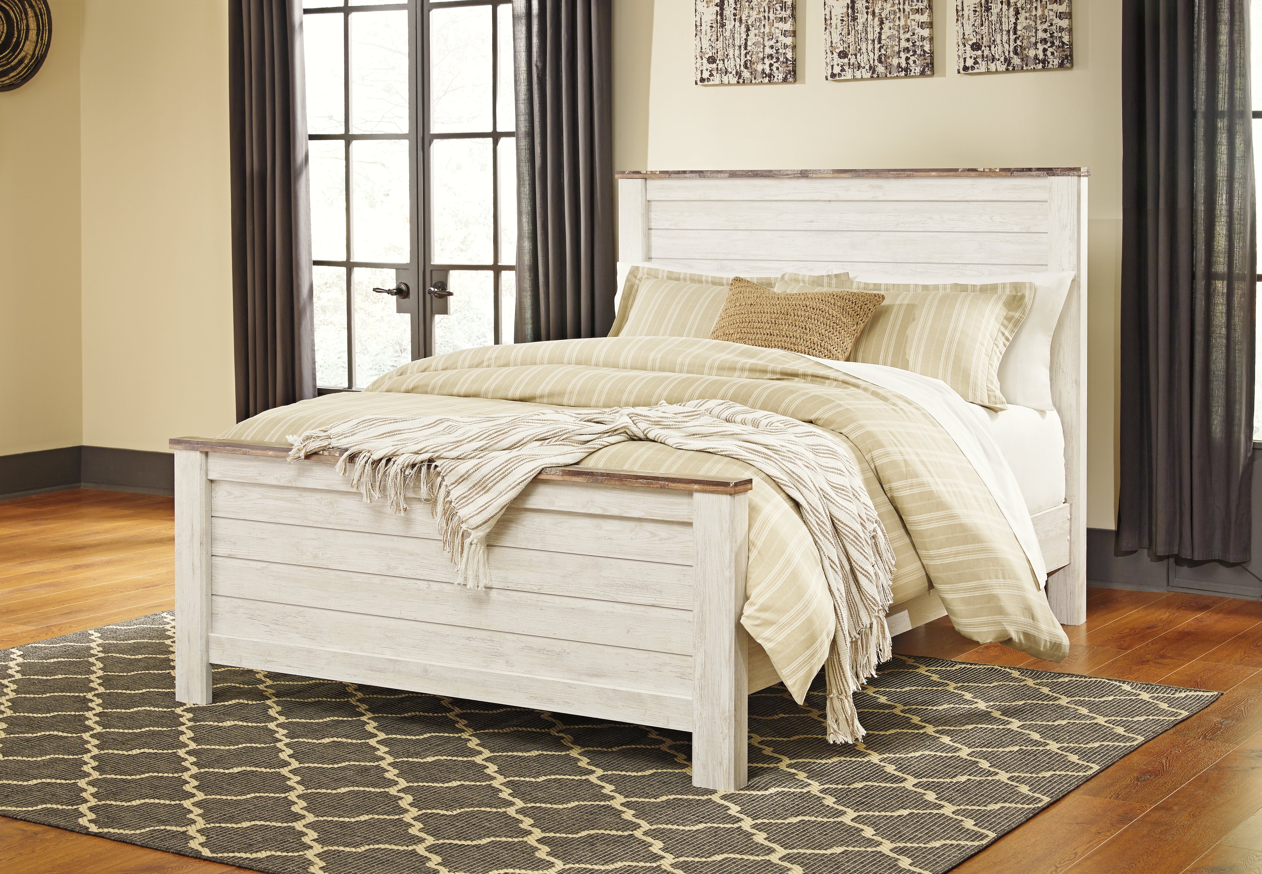 Tampa Furniture Outlet Lutz - Ashley Furniture - Willowton Bedroom - Queen Panel Bed / Whitewash - B267B8