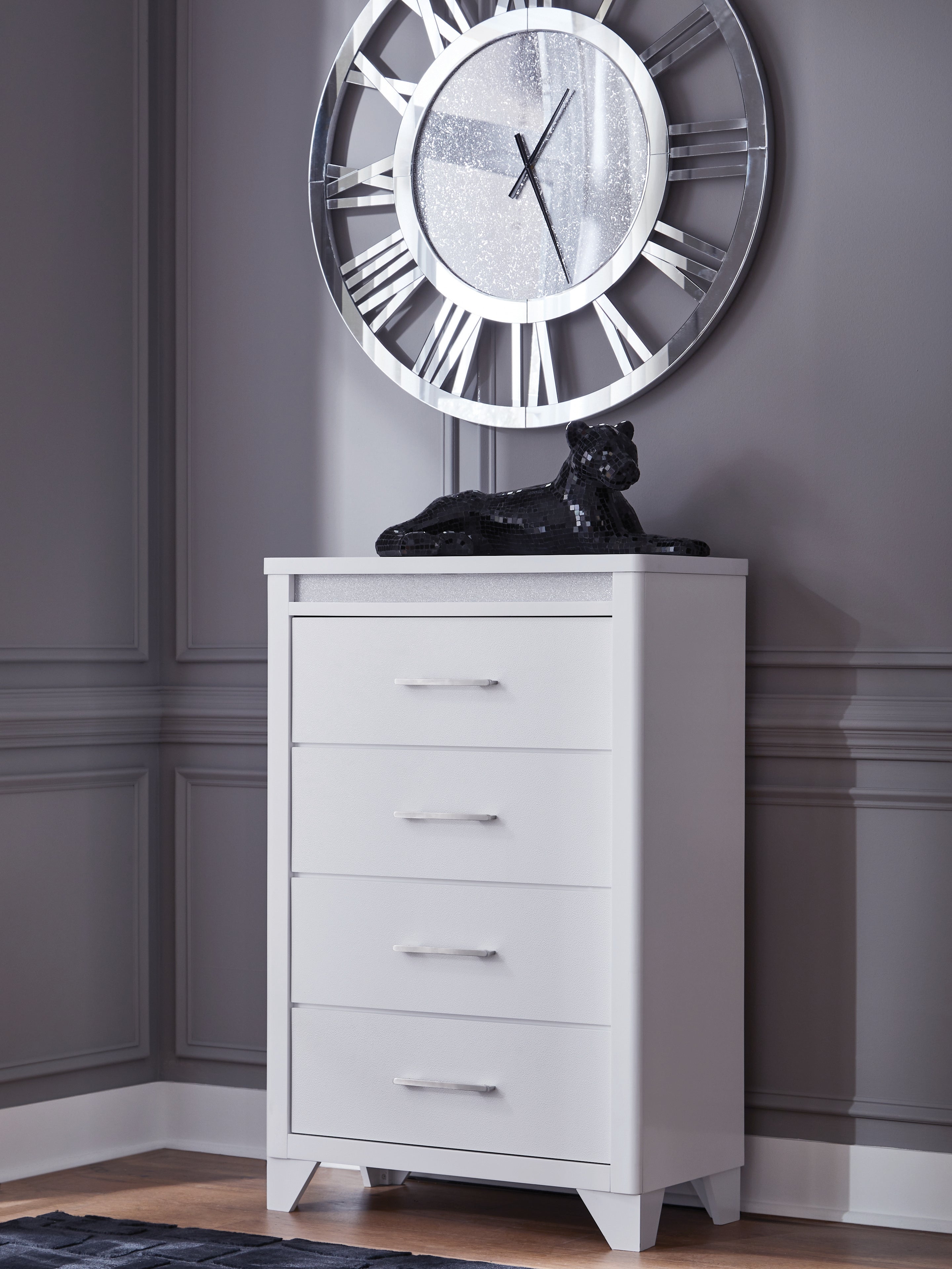 Tampa Furniture Outlet Lutz - Ashley Furniture - Jarlee Bedroom - Four Drawer Chest / White - PCB392-46