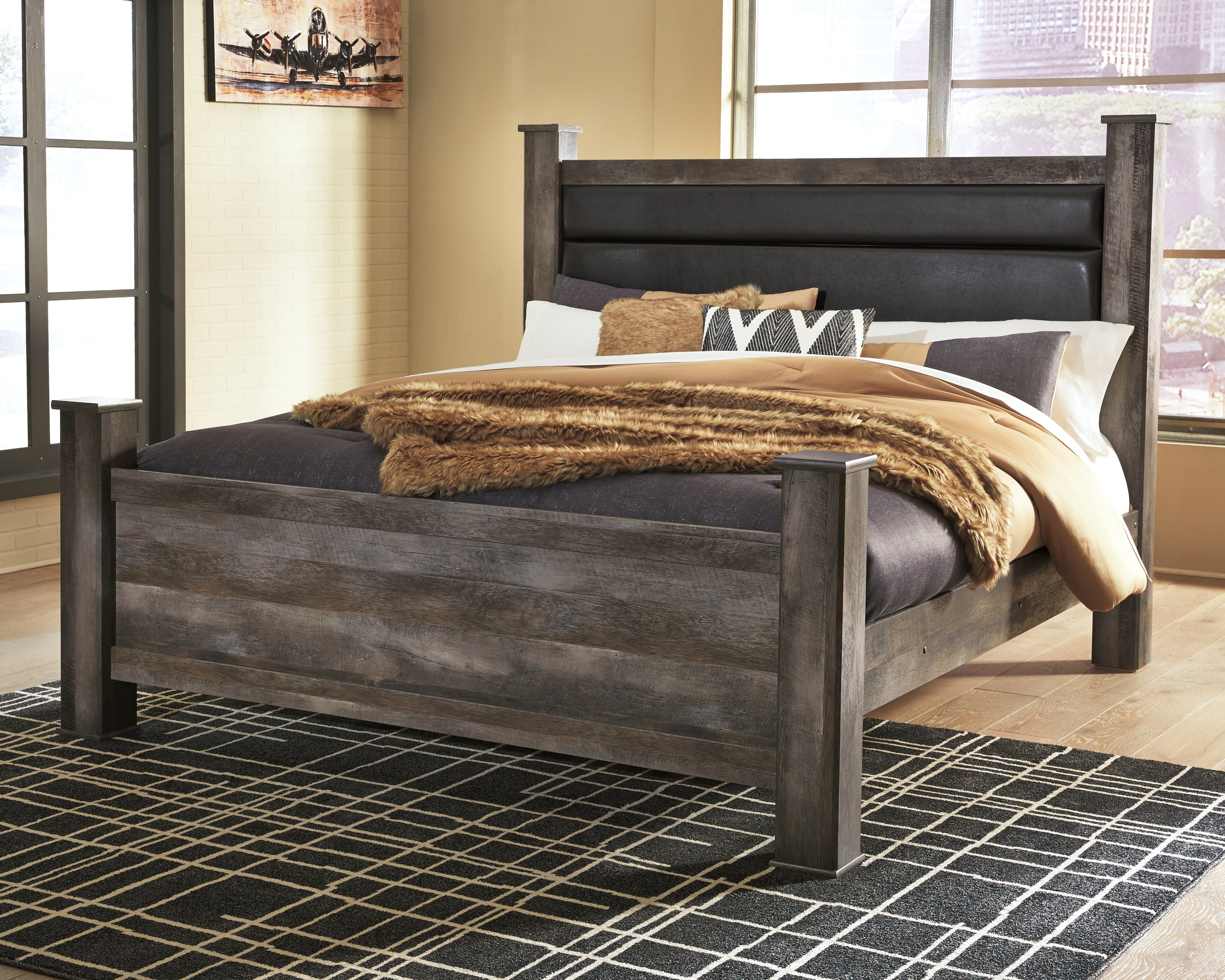 Tampa Furniture Outlet Lutz - Ashley Furniture - Wynnlow Bedroom - King Poster Bed / Gray - B440B6