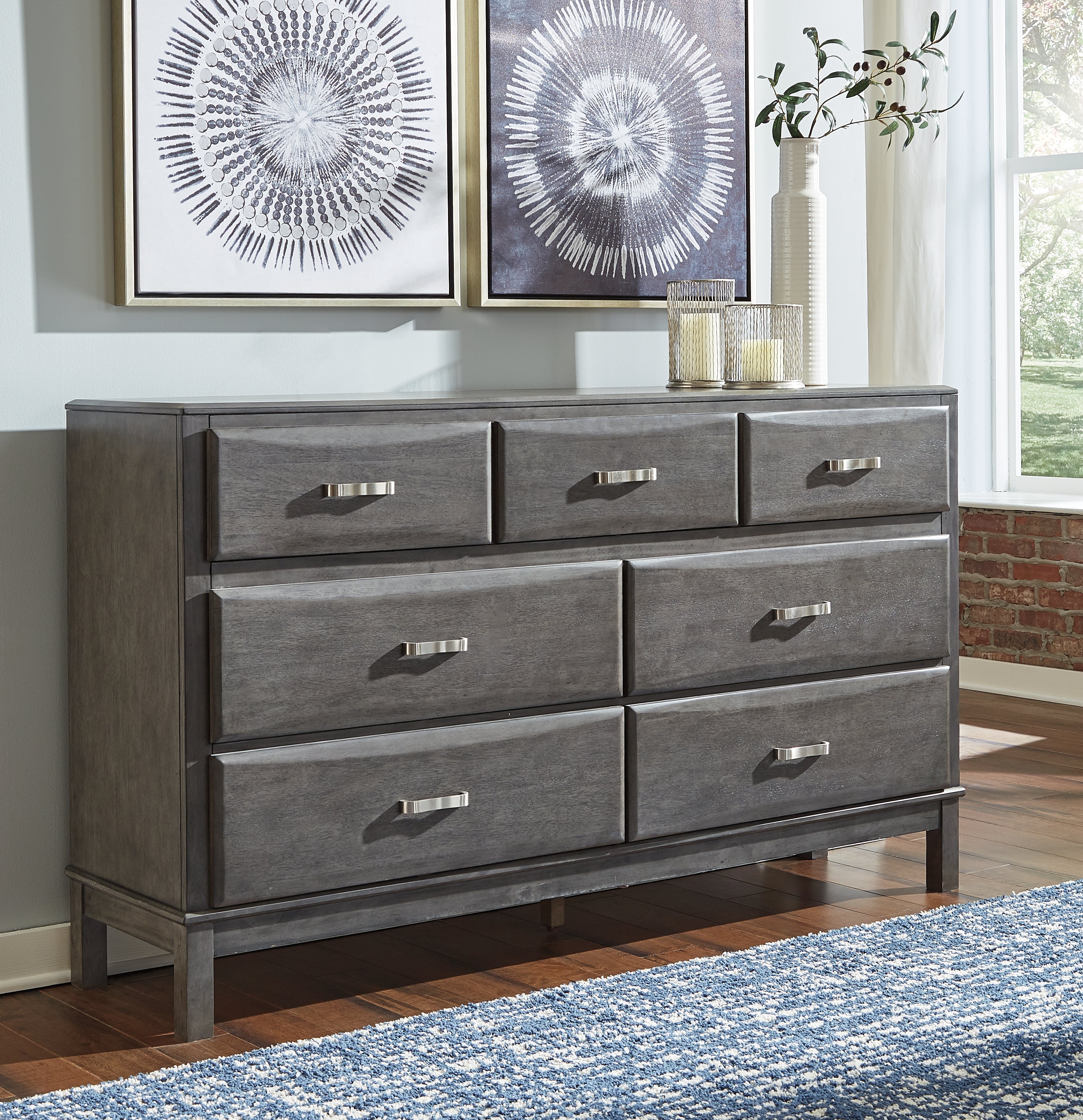 Tampa Furniture Outlet Lutz - Ashley Furniture - Caitbrook Bedroom - Dresser / Gray - B476-31