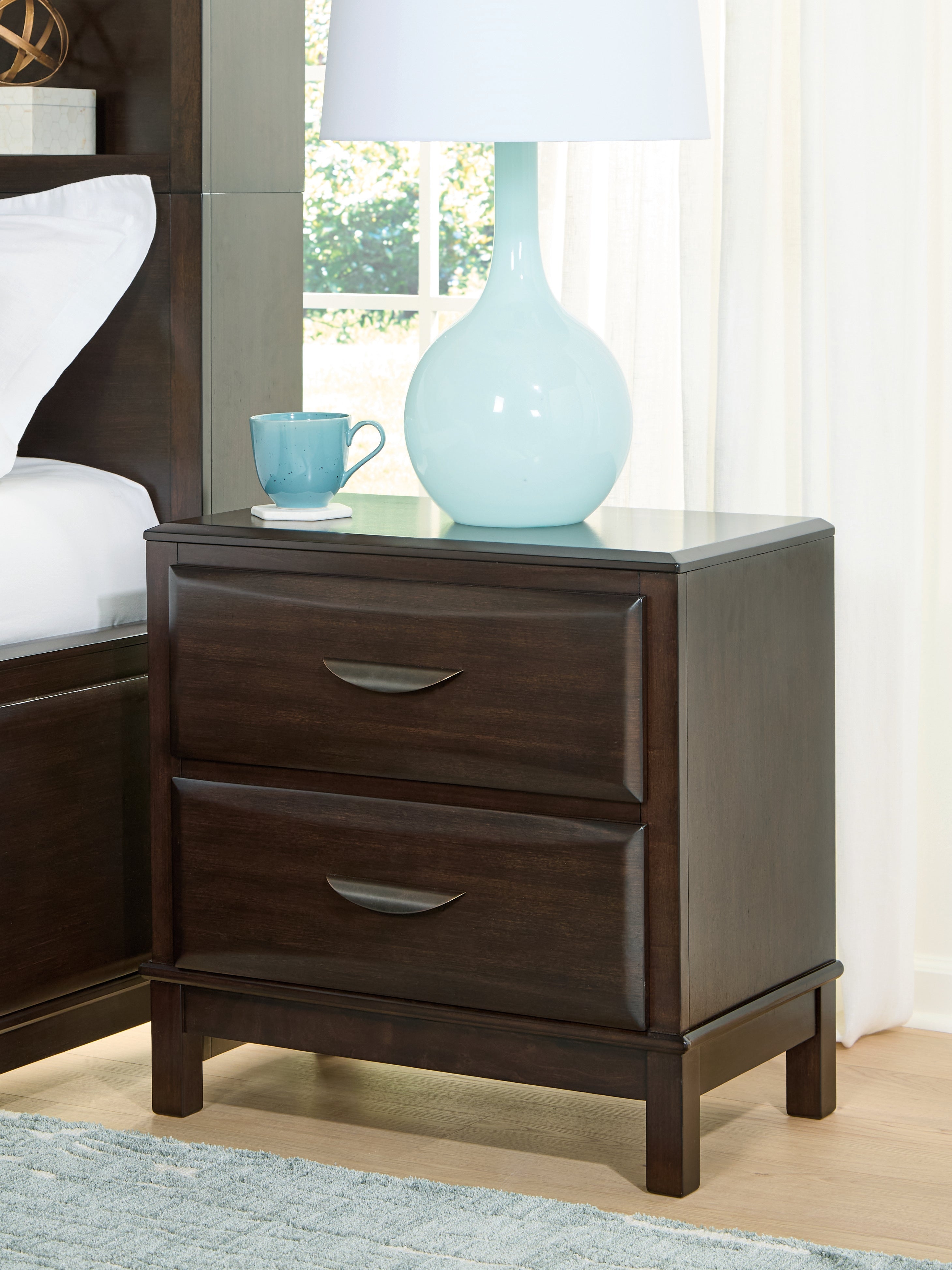 Tampa Furniture Outlet Lutz - Ashley Furniture - Vanmore Bedroom - Two Drawer Night Stand / Dark Brown - B479-92