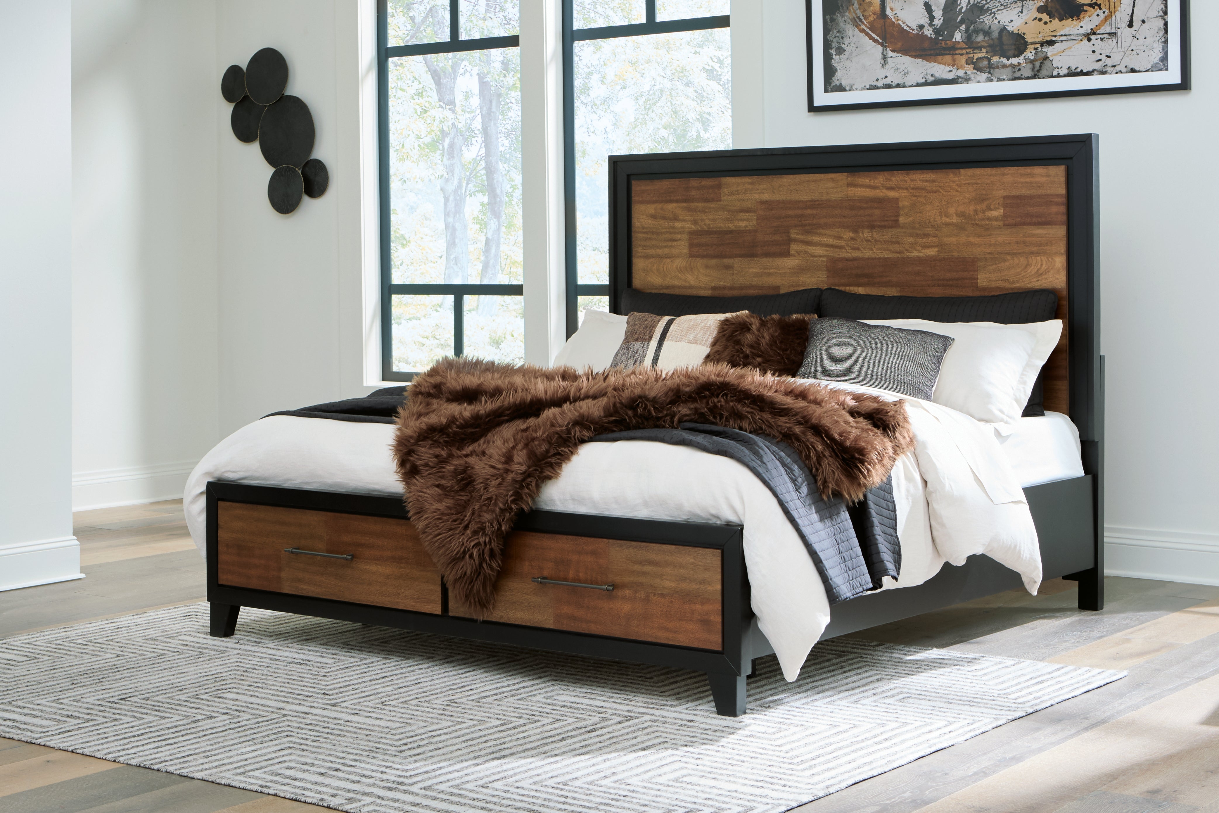 Tampa Furniture Outlet Lutz - Ashley Furniture - Kraeburn Bedroom - King Panel Storage Bed / Brown/Black - B496B12