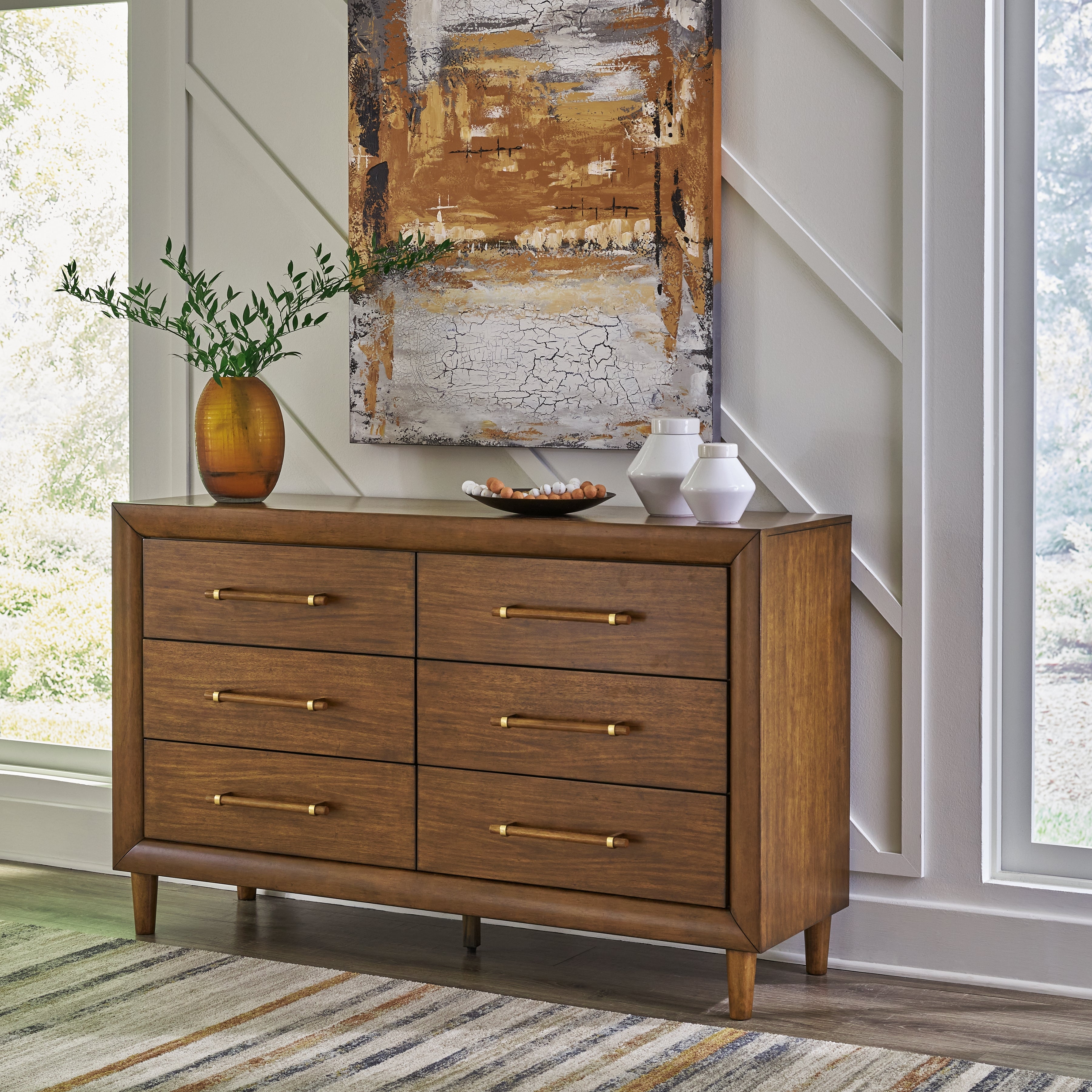 Tampa Furniture Outlet Lutz - Ashley Furniture - Lyncott Bedroom - Dresser / Brown - B615-31