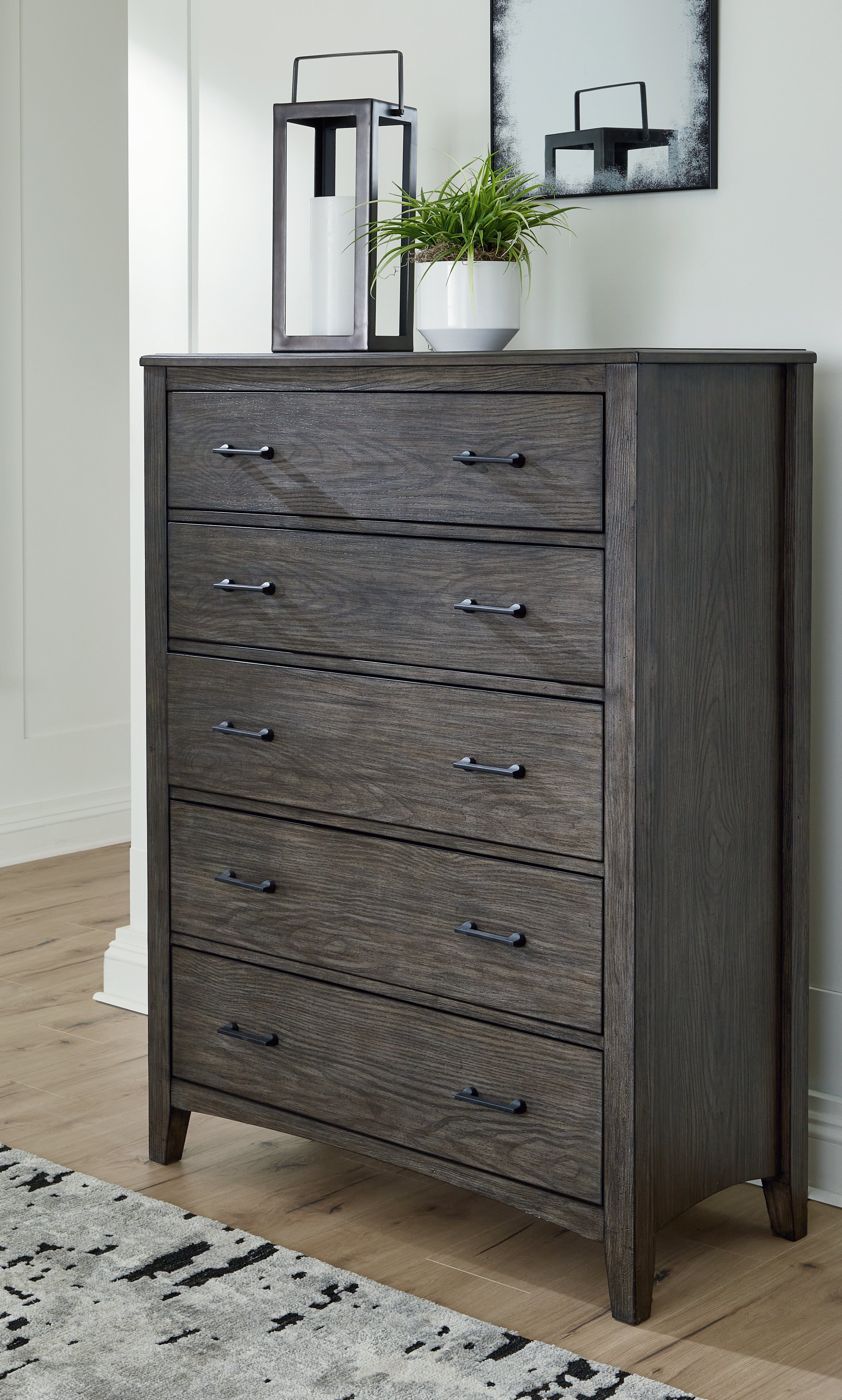 Tampa Furniture Outlet Lutz - Ashley Furniture - Montillan Bedroom - Five Drawer Chest / Grayish Brown - B651-46