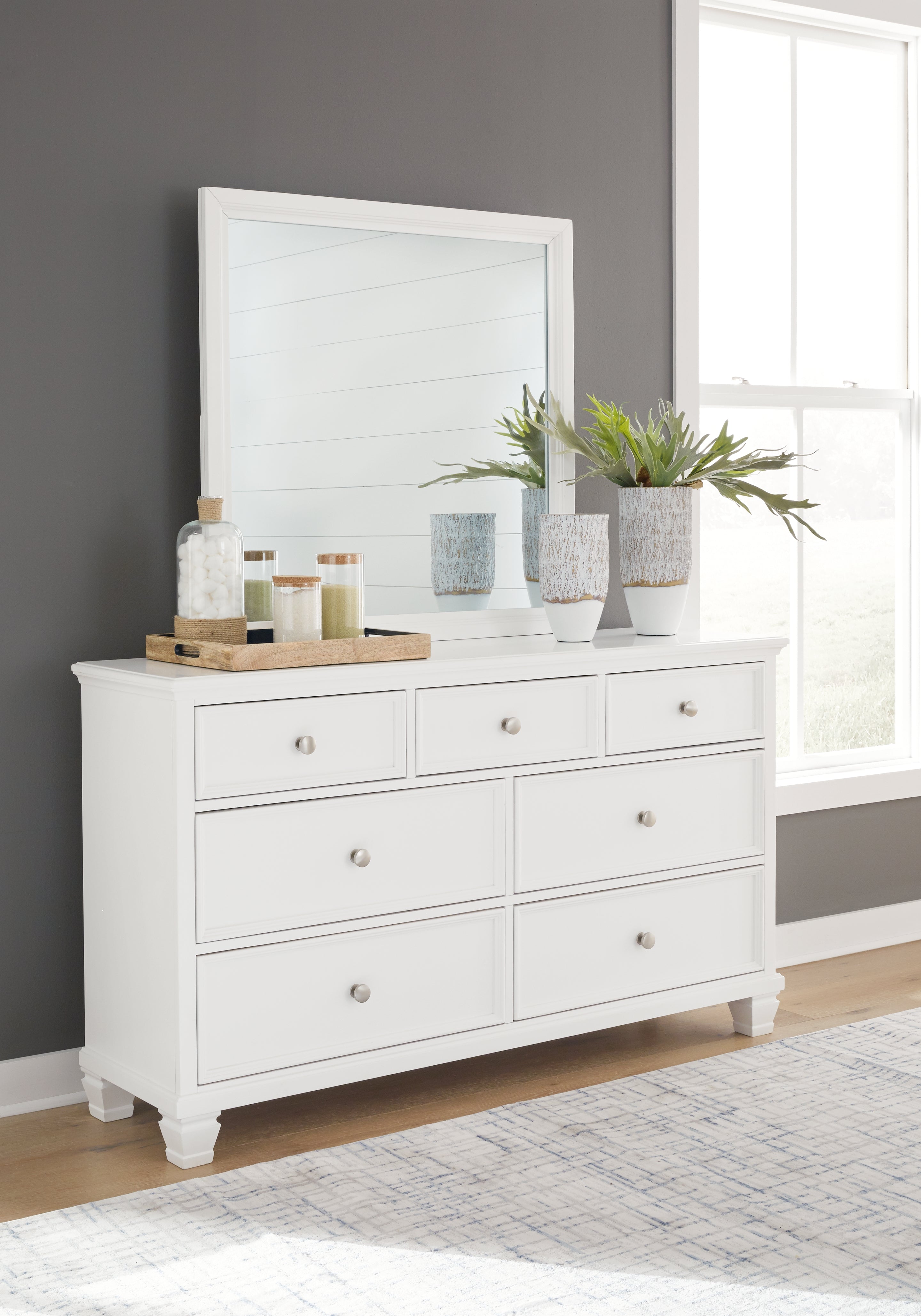 Tampa Furniture Outlet Lutz - Ashley Furniture - Fortman Bedroom - Dresser and Mirror / White - B680B1