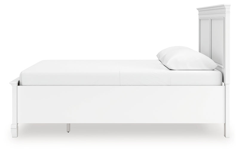 Tampa Furniture Outlet Lutz - Ashley Furniture - Fortman Bedroom - Queen Panel Storage Bed / White - B680B20