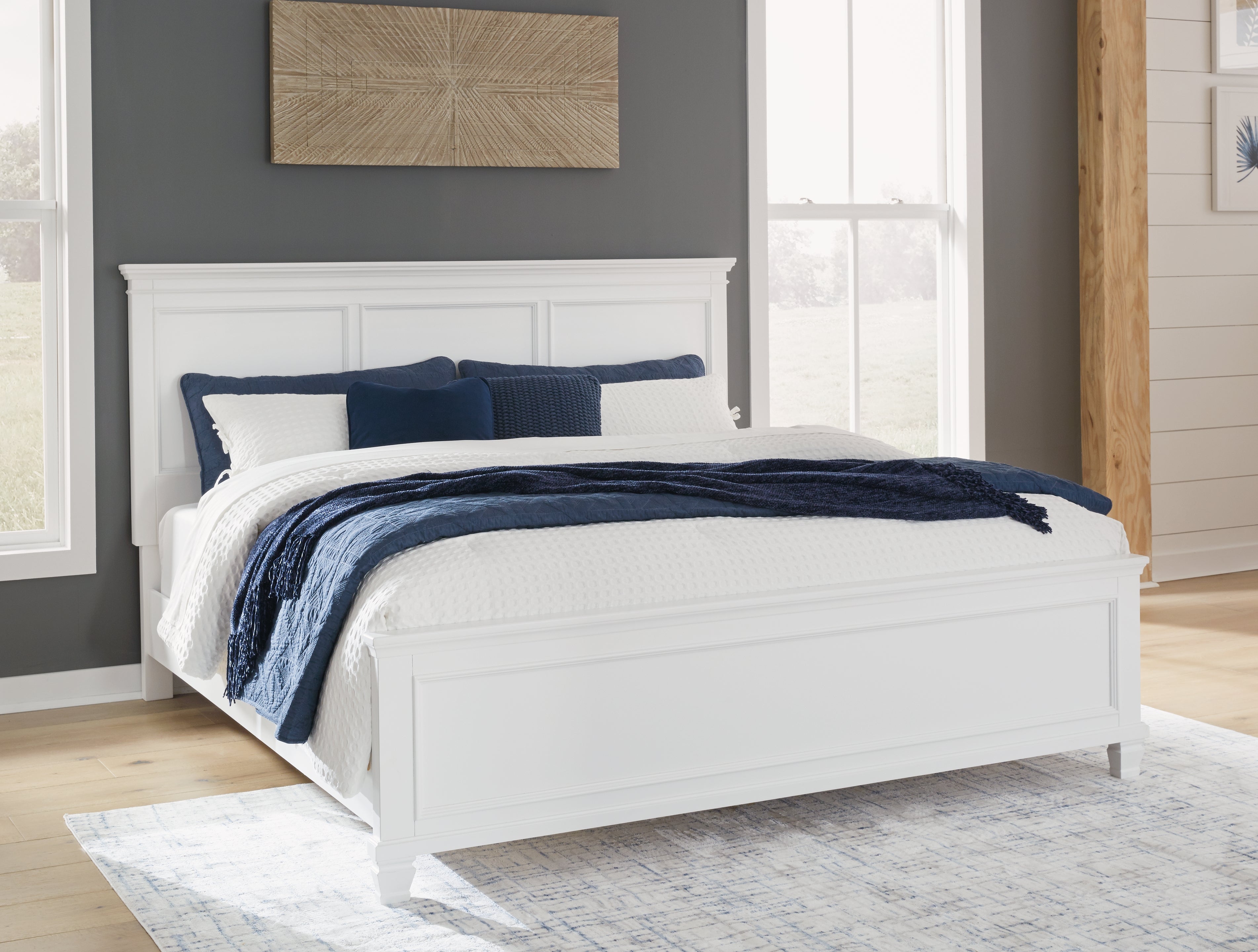Tampa Furniture Outlet Lutz - Ashley Furniture - Fortman Bedroom - King Panel Bed / White - B680B4