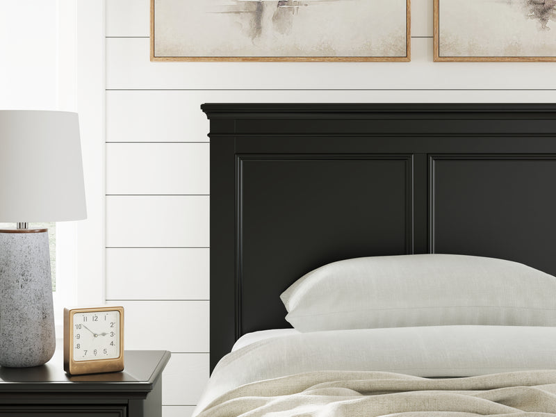 Tampa Furniture Outlet Lutz - Ashley Furniture - Lanolee Bedroom - Twin Panel Storage Bed / Black - B687B21