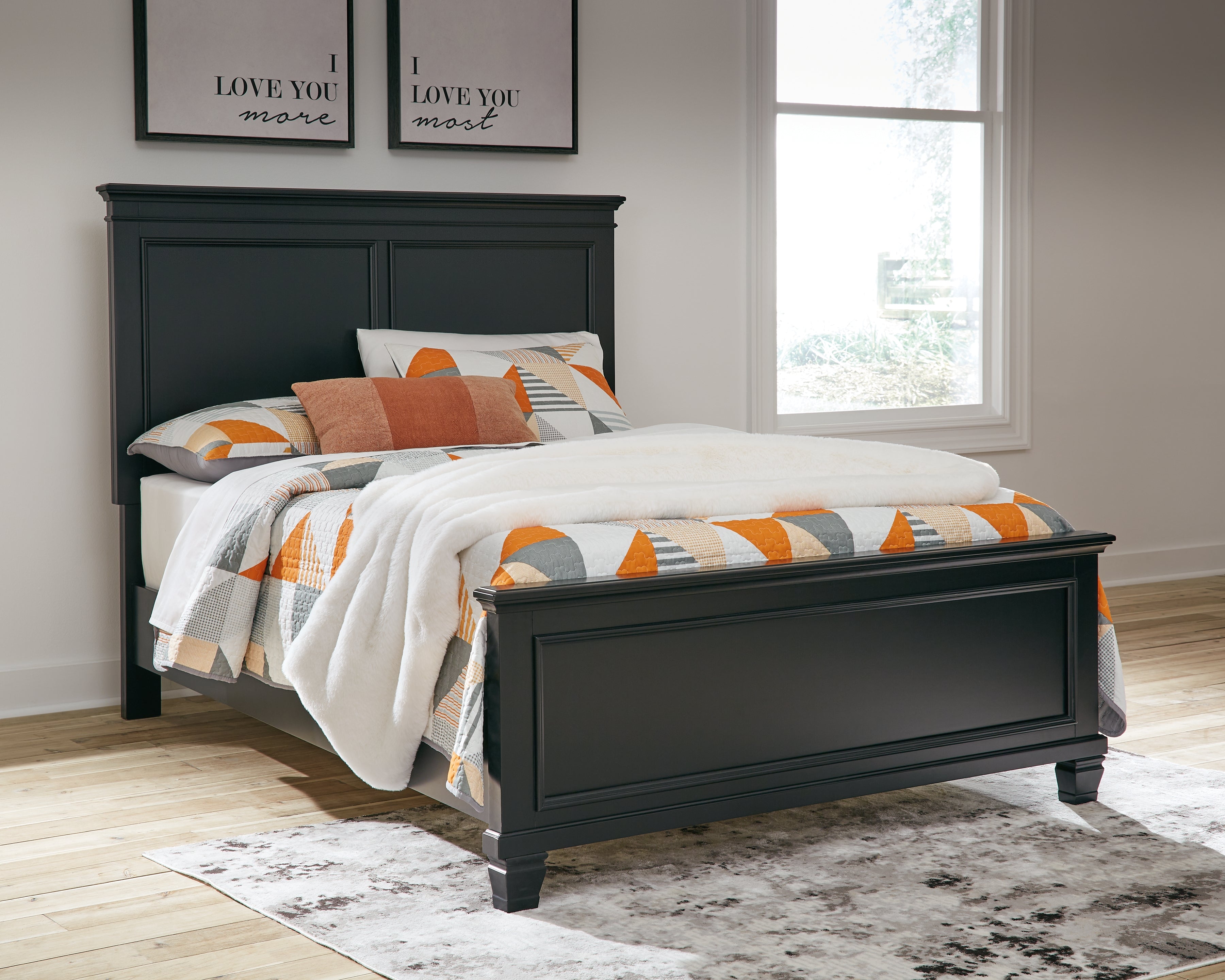Tampa Furniture Outlet Lutz - Ashley Furniture - Lanolee Bedroom - Full Panel Bed / Black - B687B4
