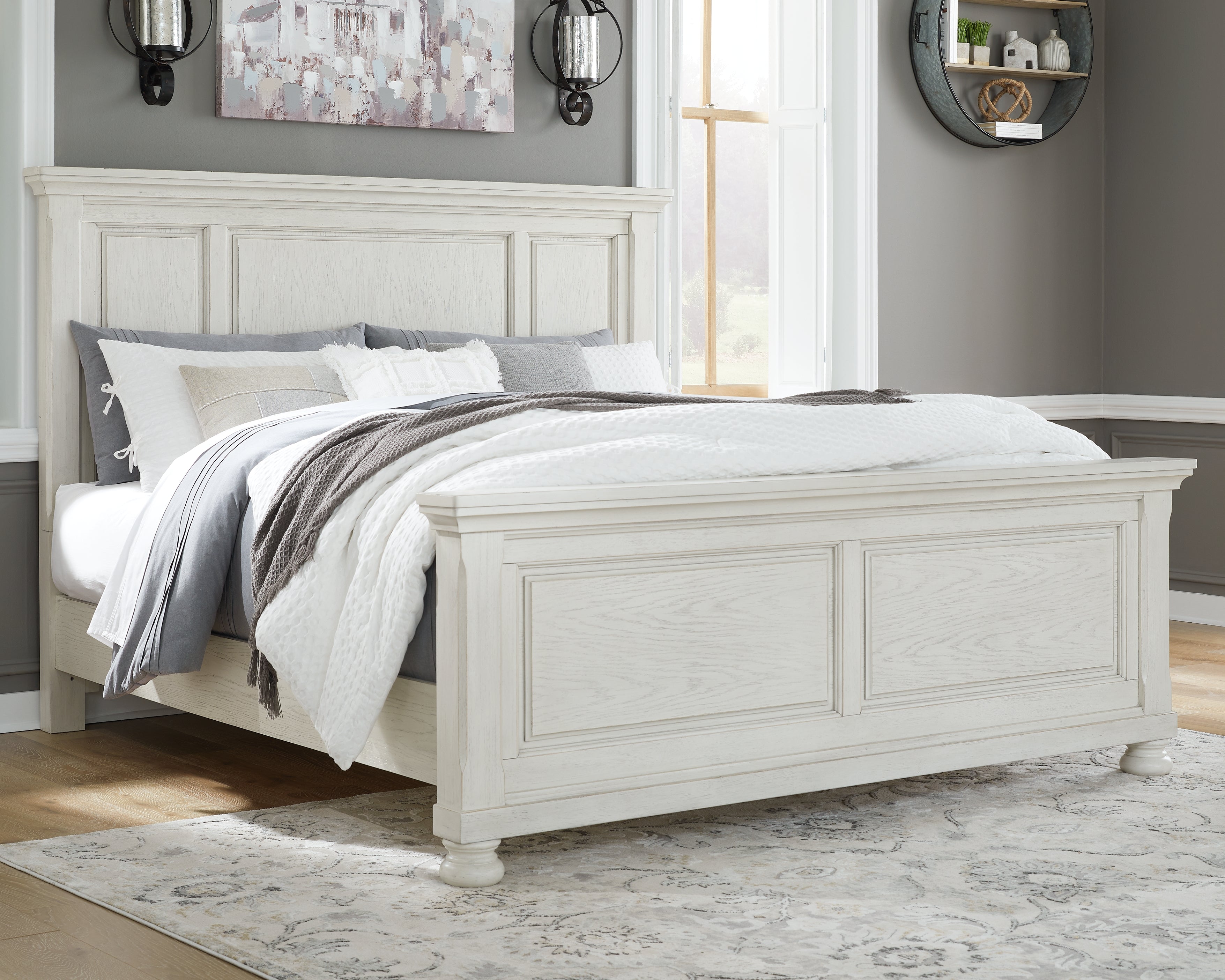Tampa Furniture Outlet Lutz - Ashley Furniture - Robbinsdale Bedroom - California King Panel Bed / Antique White - B742B7