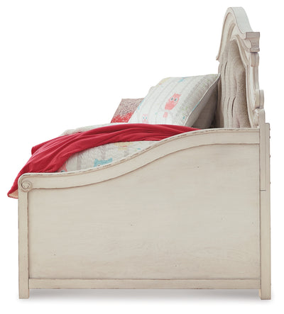 Realyn Bedroom