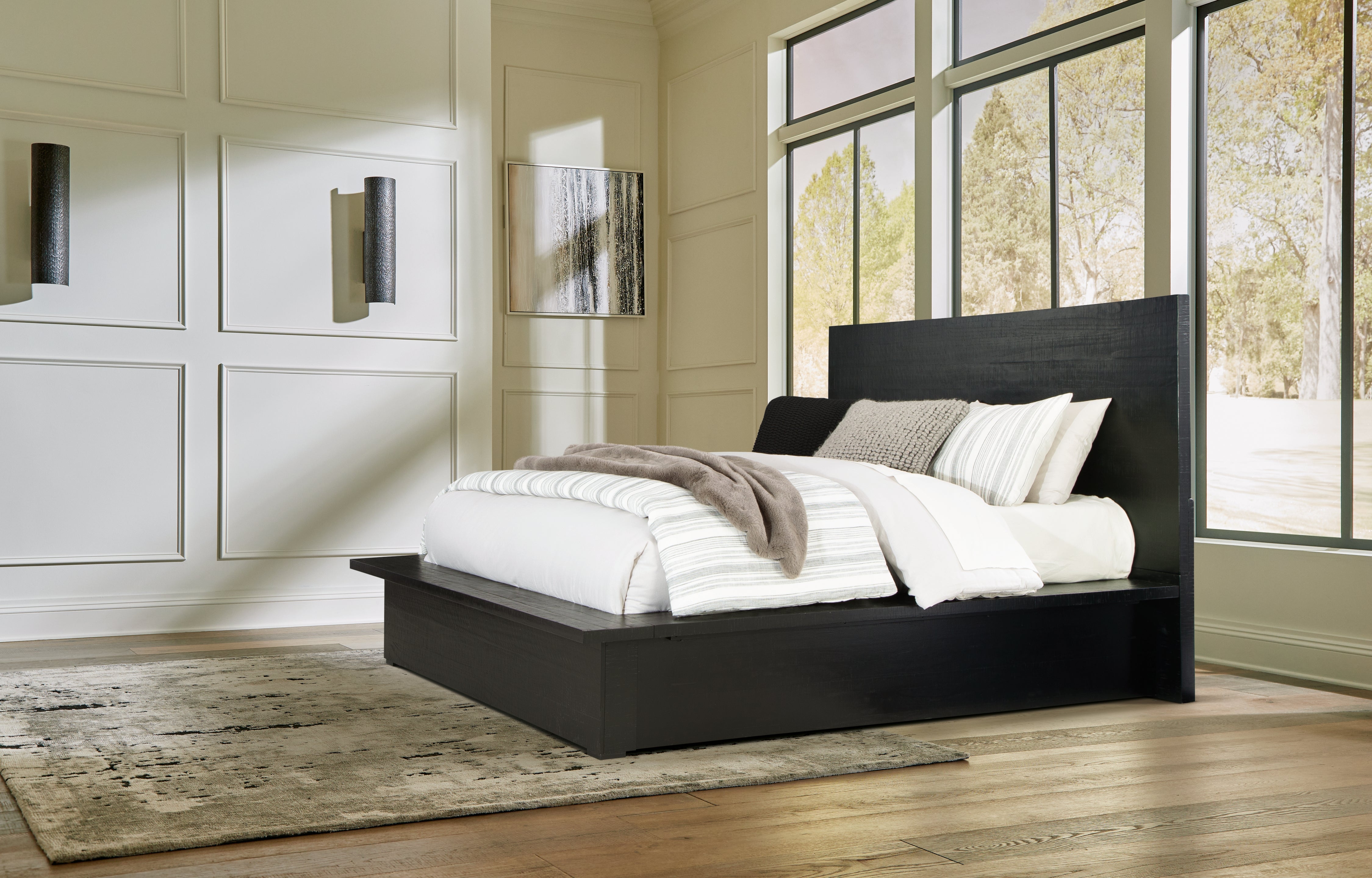 Tampa Furniture Outlet Lutz - Ashley Furniture - Londer Bedroom - Queen Panel Bed / Black - B768B2
