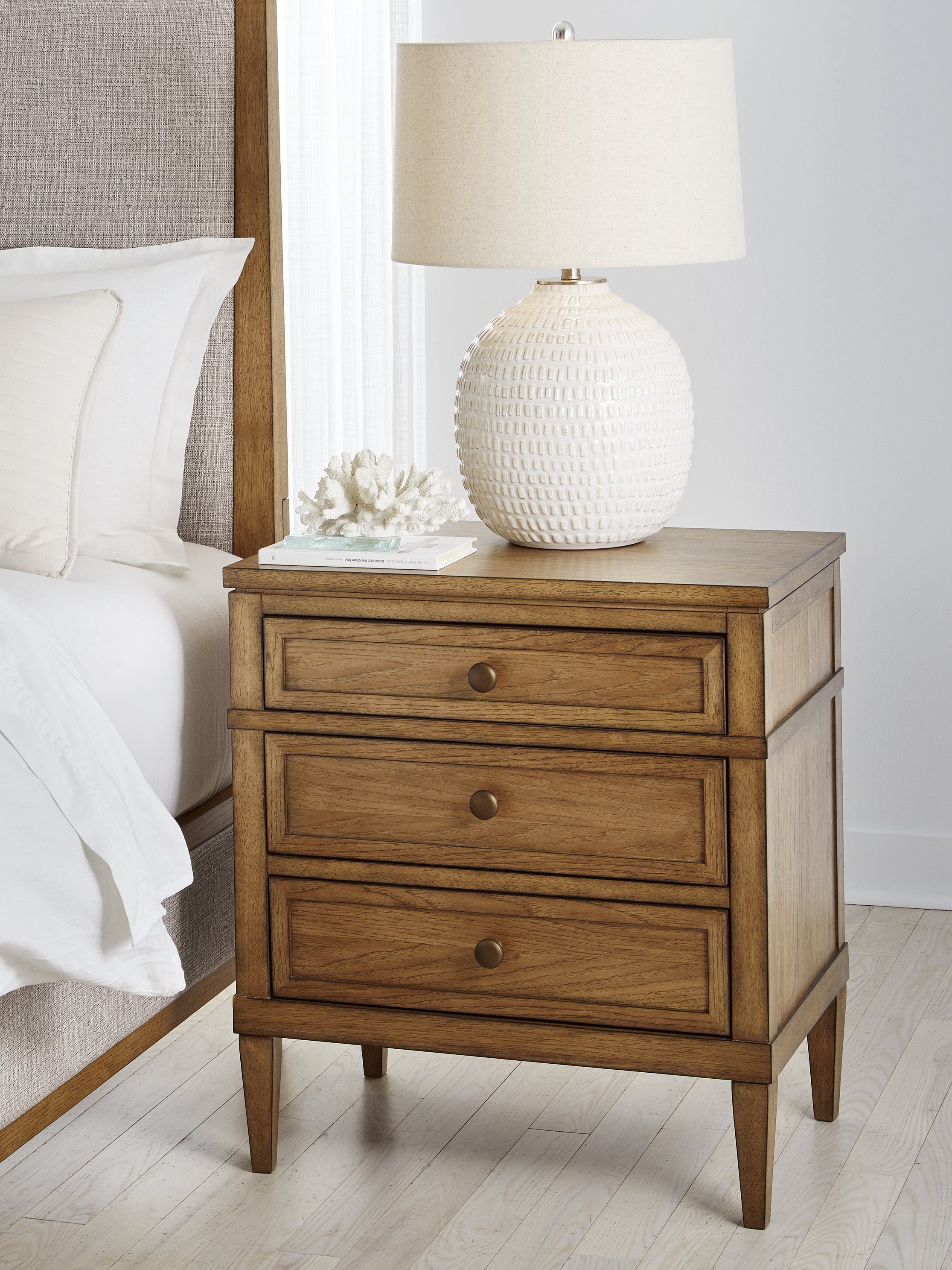 Tampa Furniture Outlet Lutz - Ashley Furniture - Sharlance Bedroom - Three Drawer Night Stand / Brown - B895-93