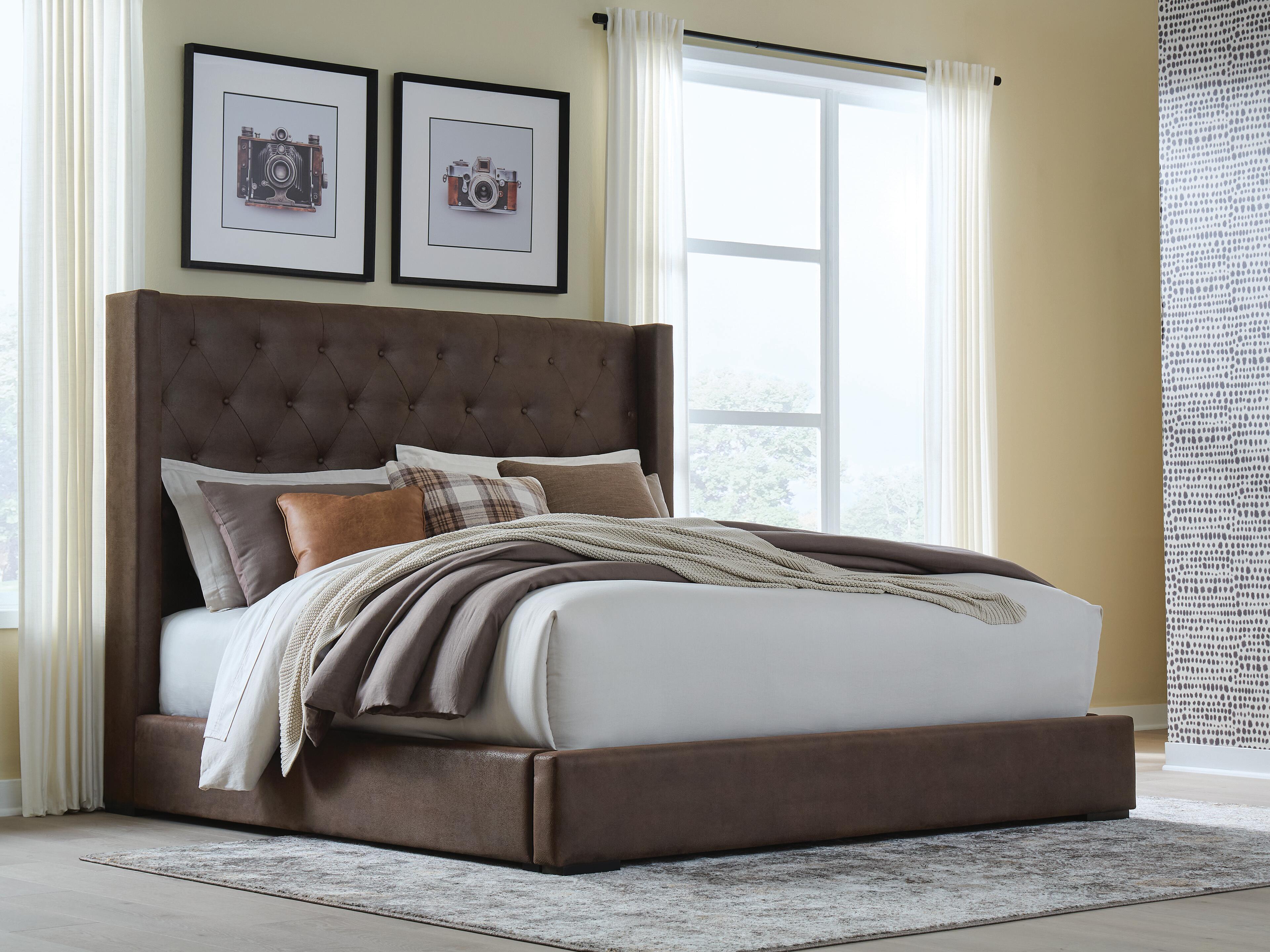 Tampa Furniture Outlet Lutz - Ashley Furniture - Lavernty Bedroom - Queen Upholstered Storage Bed - PCB9002B1
