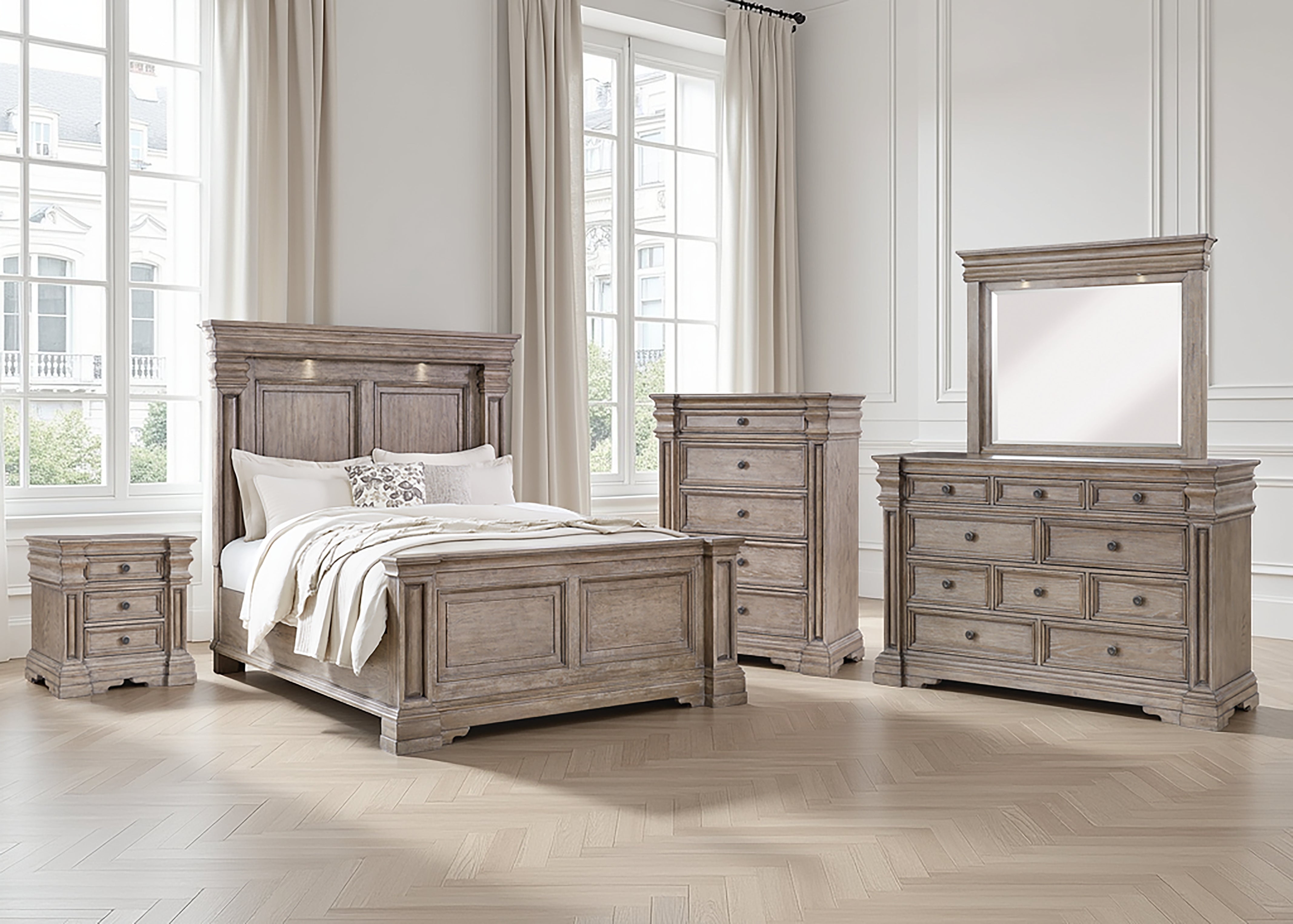Tampa Furniture Outlet Lutz - Ashley Furniture - Blairhurst Bedroom - Queen Panel Bed / Light Grayish Brown - B916B2