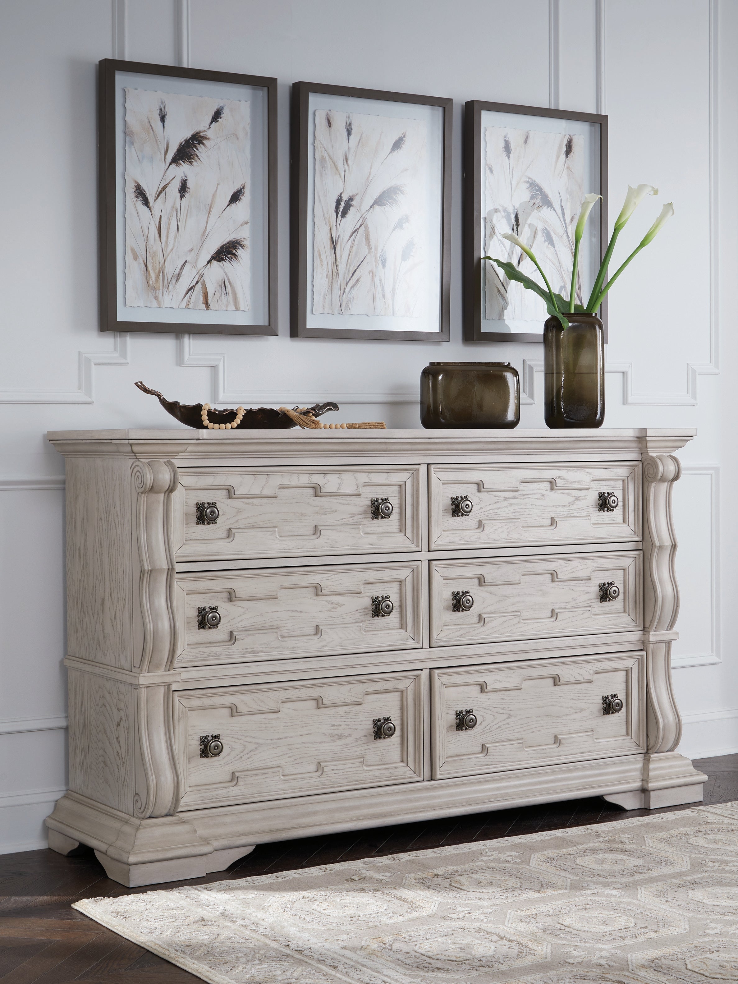 Tampa Furniture Outlet Lutz - Ashley Furniture - Bruchandi Bedroom - Dresser / Antique White - PCB948-31