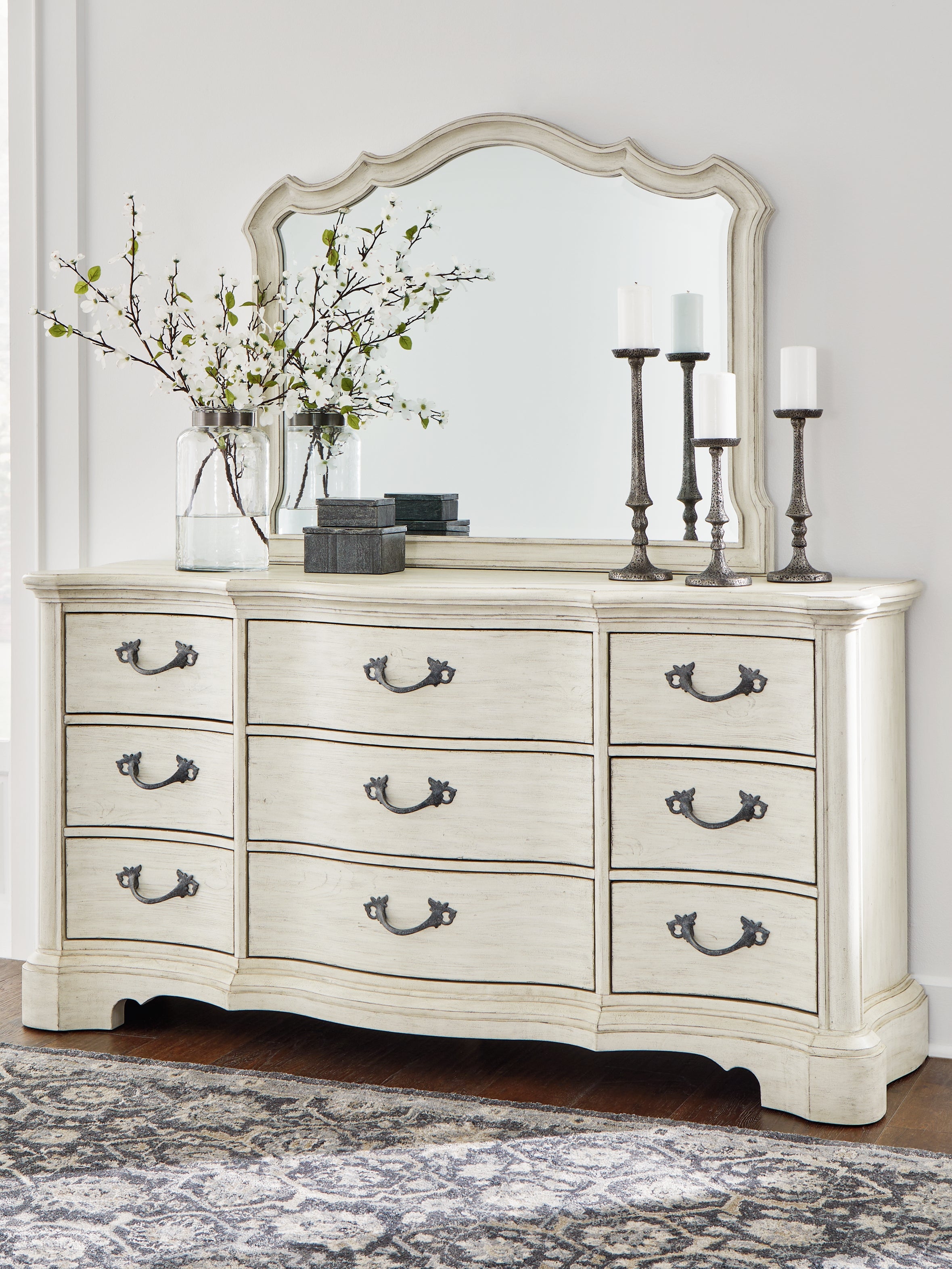 Tampa Furniture Outlet Lutz - Ashley Furniture - Arlendyne Bedroom - Dresser and Mirror / Antique White - B980B1