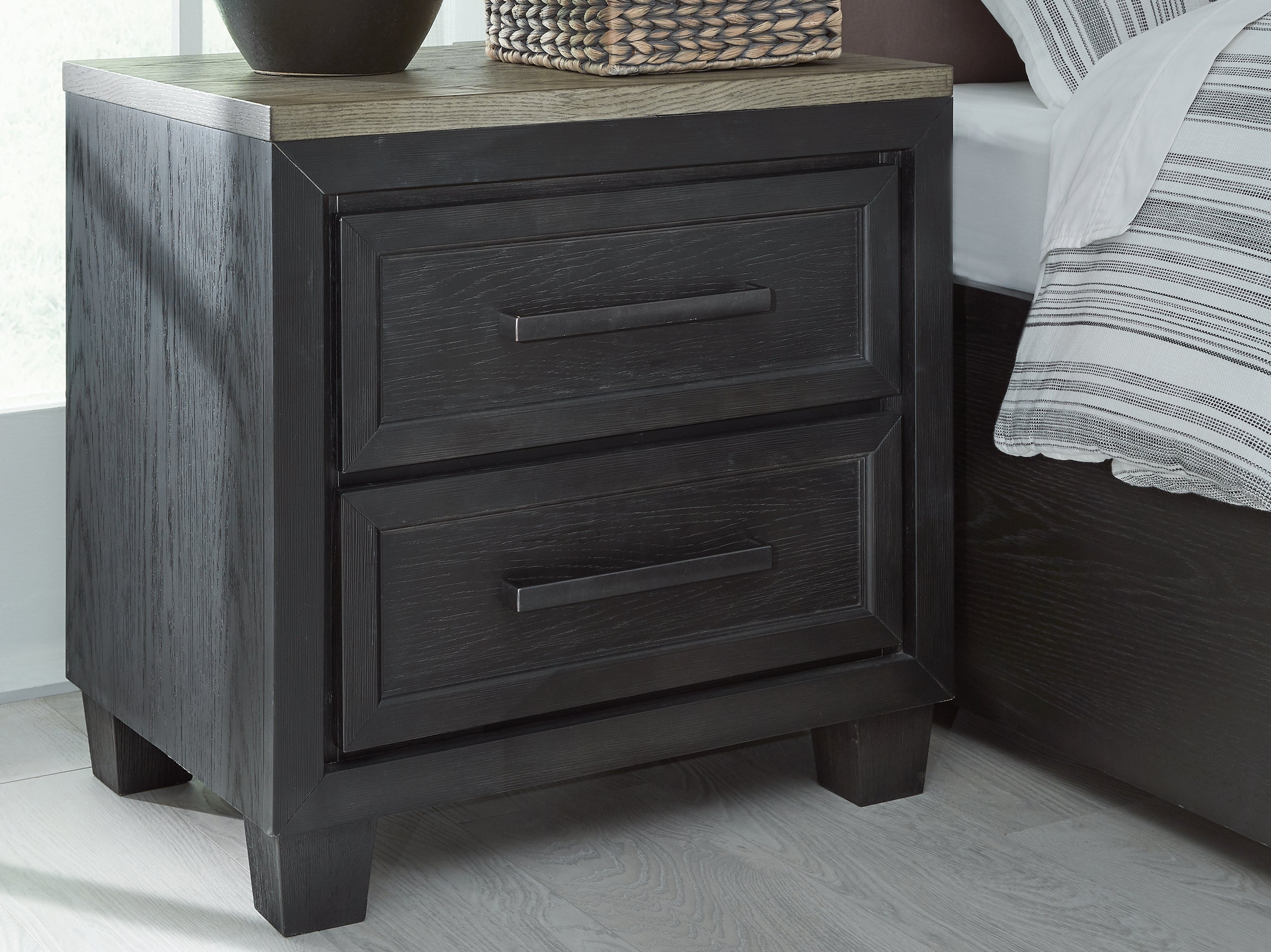 Tampa Furniture Outlet Lutz - Ashley Furniture - Foyland Bedroom - Two Drawer Night Stand / Black/Brown - B989-92