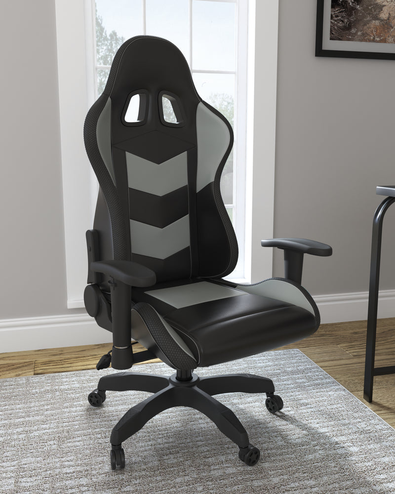 Tampa Furniture Outlet Lutz - Ashley Furniture - Lynxtyn Desk Chair - Home Office Swivel Desk Chair / White/Gray - H400-08A