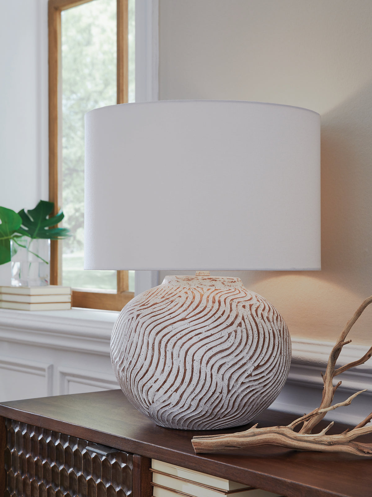Tampa Furniture Outlet Lutz - Ashley Furniture - Vien Lighting - Terracotta Table Lamp (1/CN) - L100894