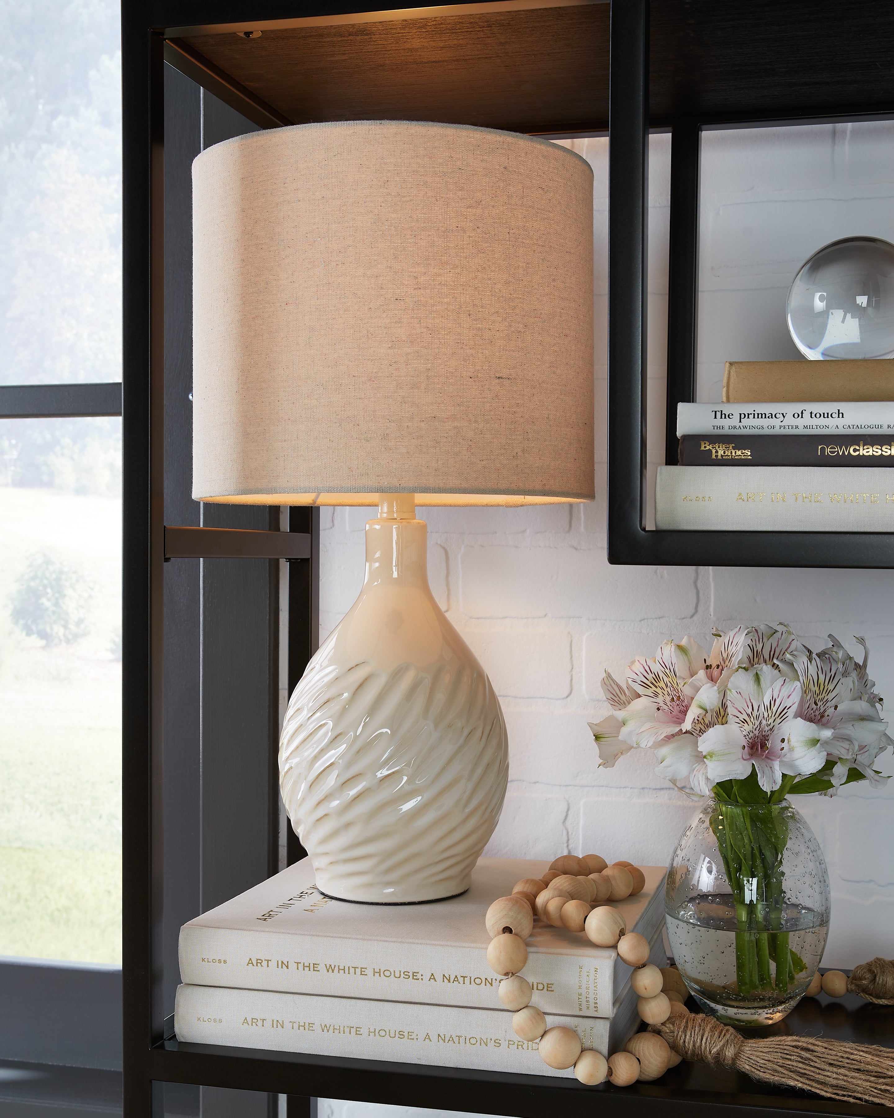 Tampa Furniture Outlet Lutz - Ashley Furniture - Garinton Lighting - Ceramic Table Lamp (1/CN) / Cream - L180194