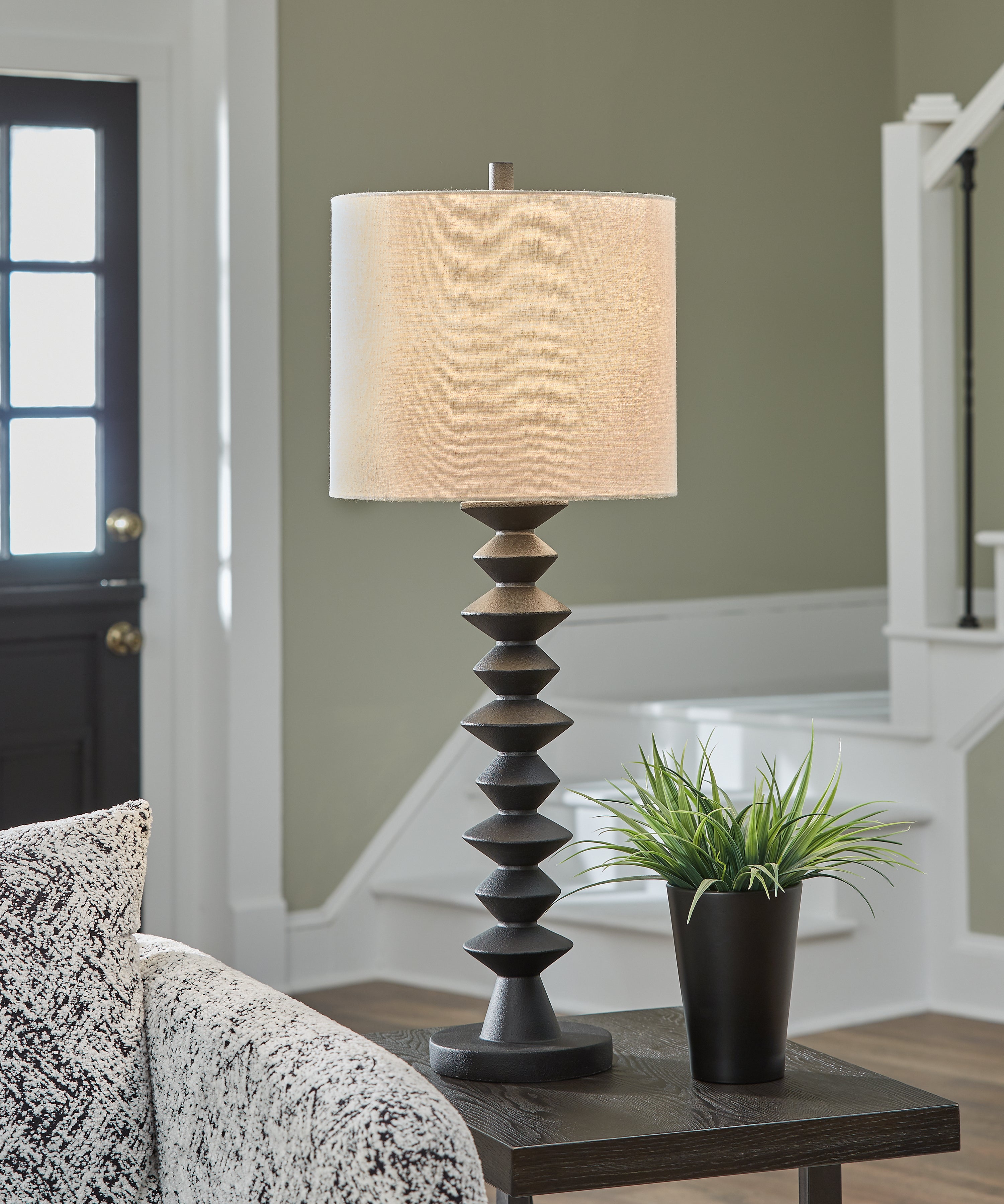 Tampa Furniture Outlet Lutz - Ashley Furniture - Luanndon Lighting - Poly Buffet Lamp (1/CN) / Black - L235783